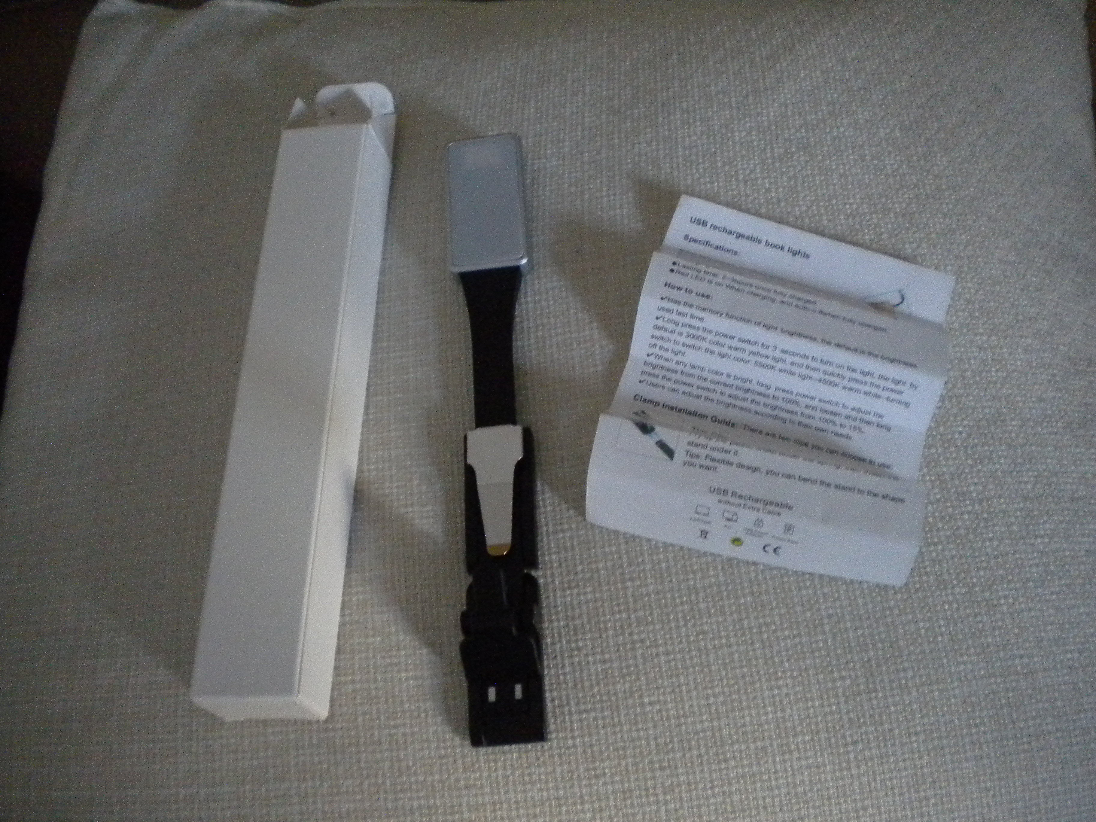Piccola, potente lampada USB con luce a led