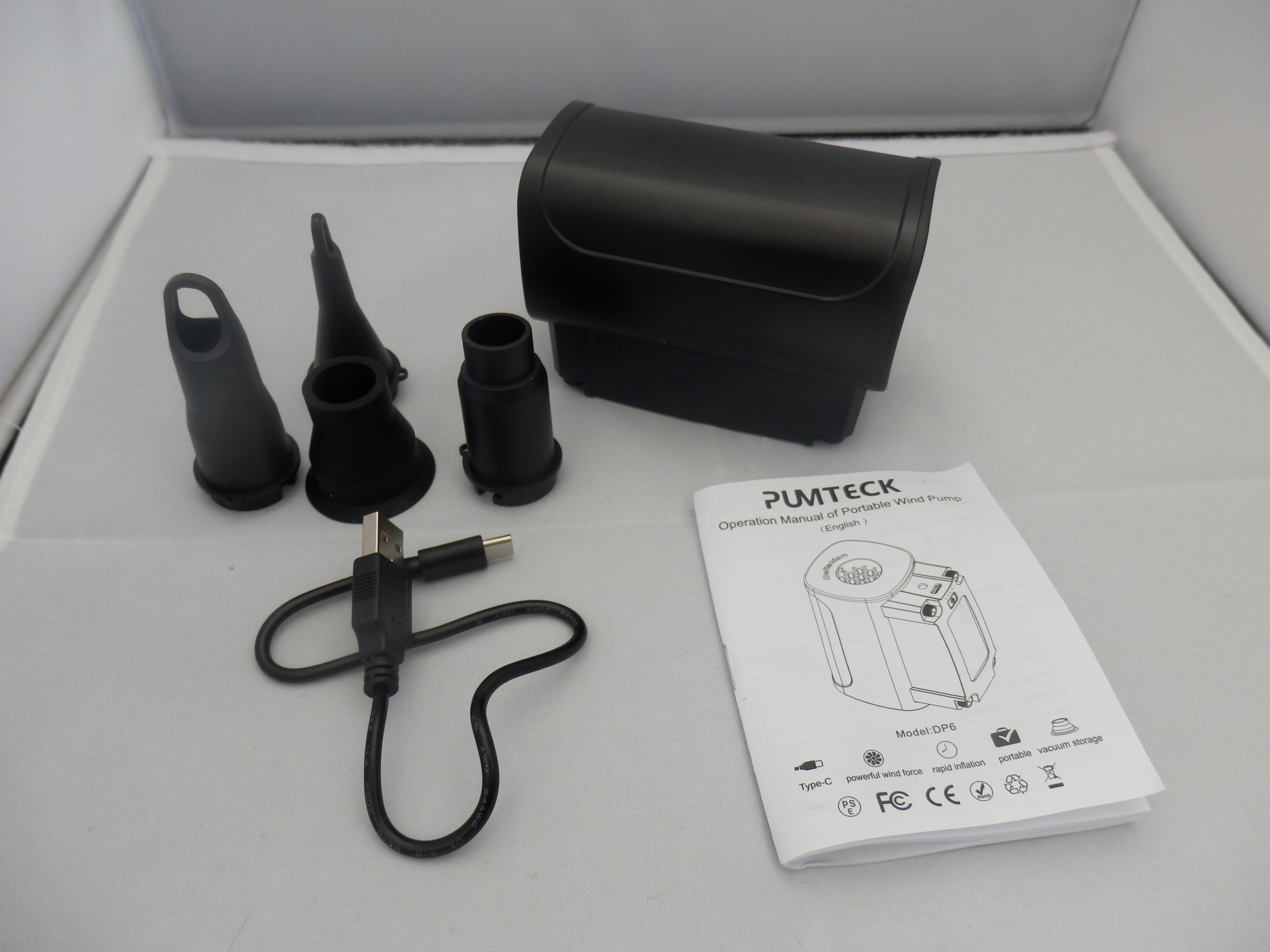 Pumteck Electric Rechargeable Inflating/Deflating Air Pump