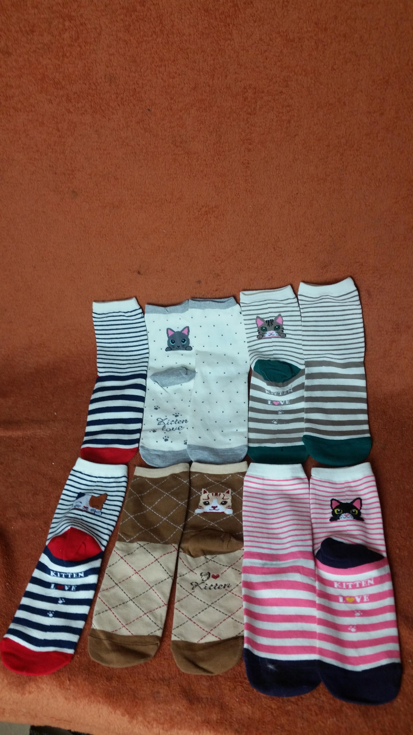 Add some cute fun to your sock wardrobe, 5 pack has 5 different cats on each sock, high quality, fits very well, comfy to wear & breathable.