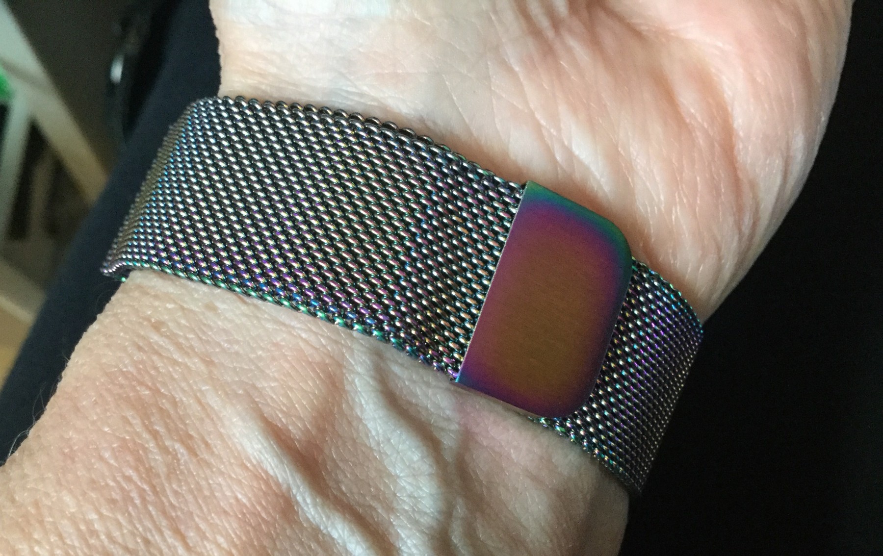 Very nice stainless steel magnetic Fitbit band