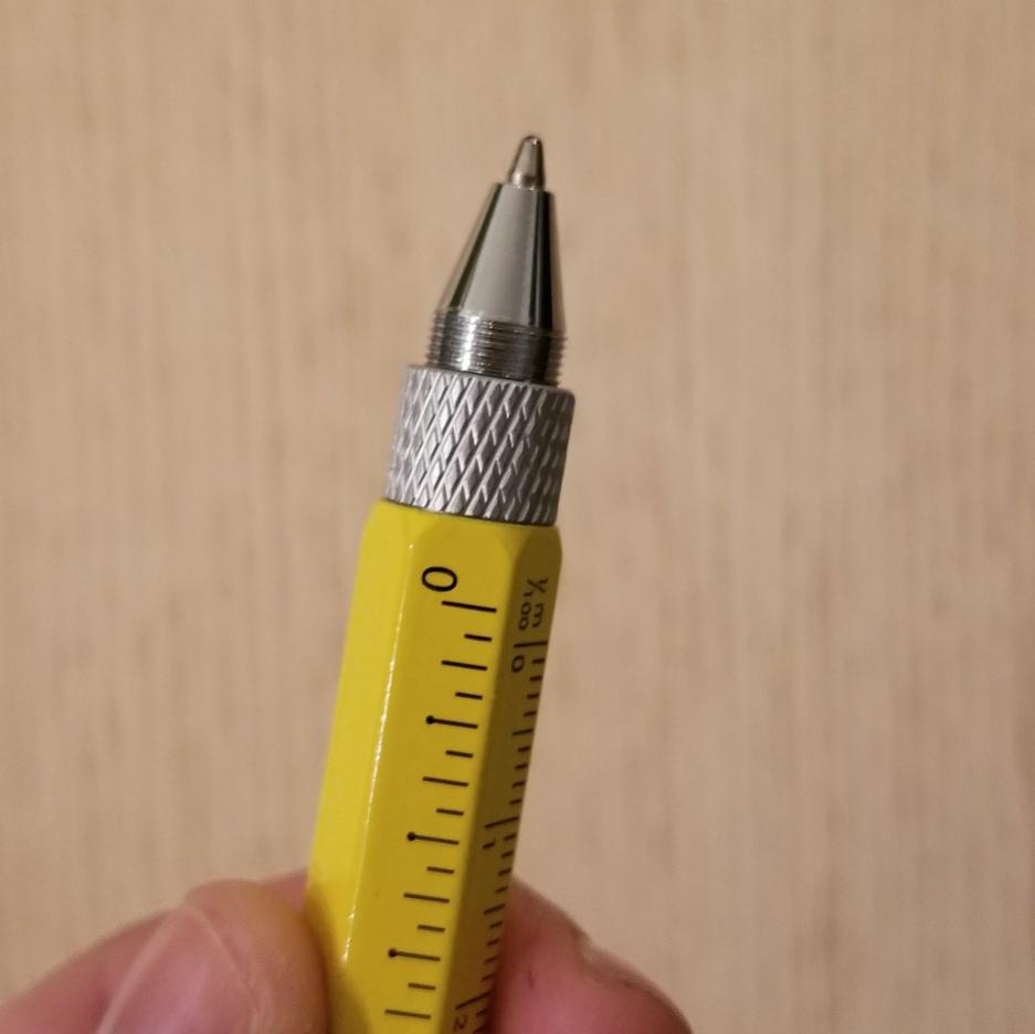 Multi tool pen