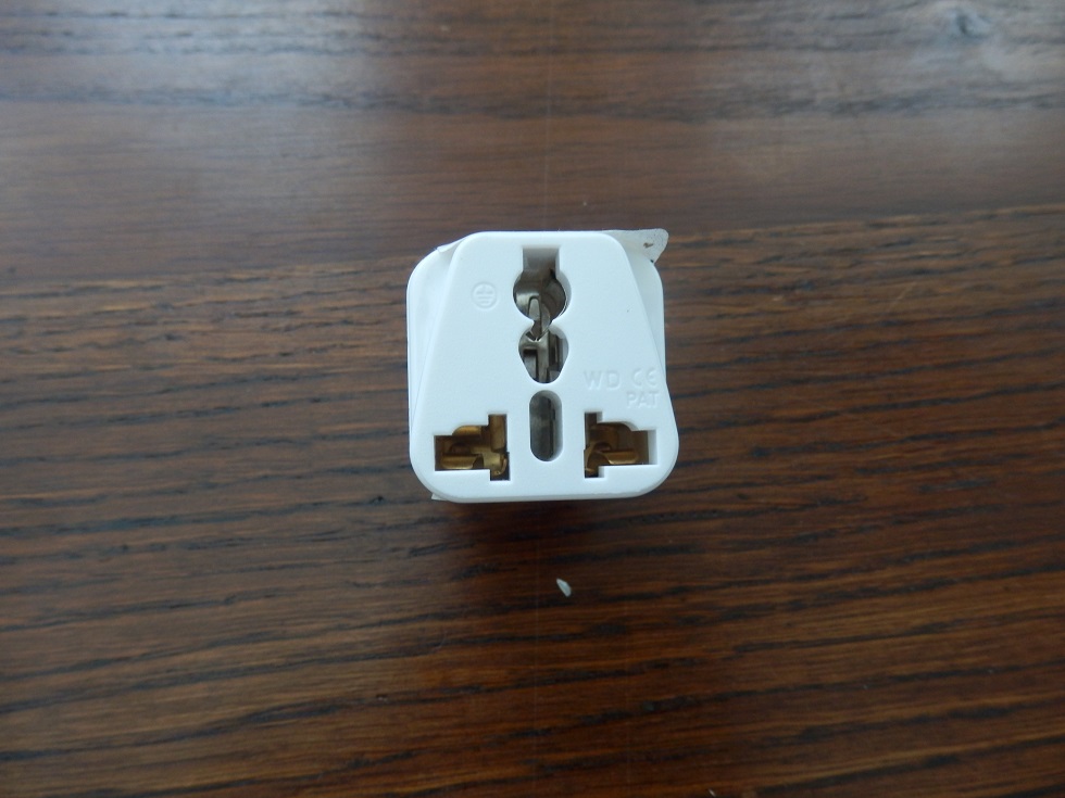 Travel Adaptor Plug for US/AU/JP/EU to UK 3 Pins Outlet by DentJet
