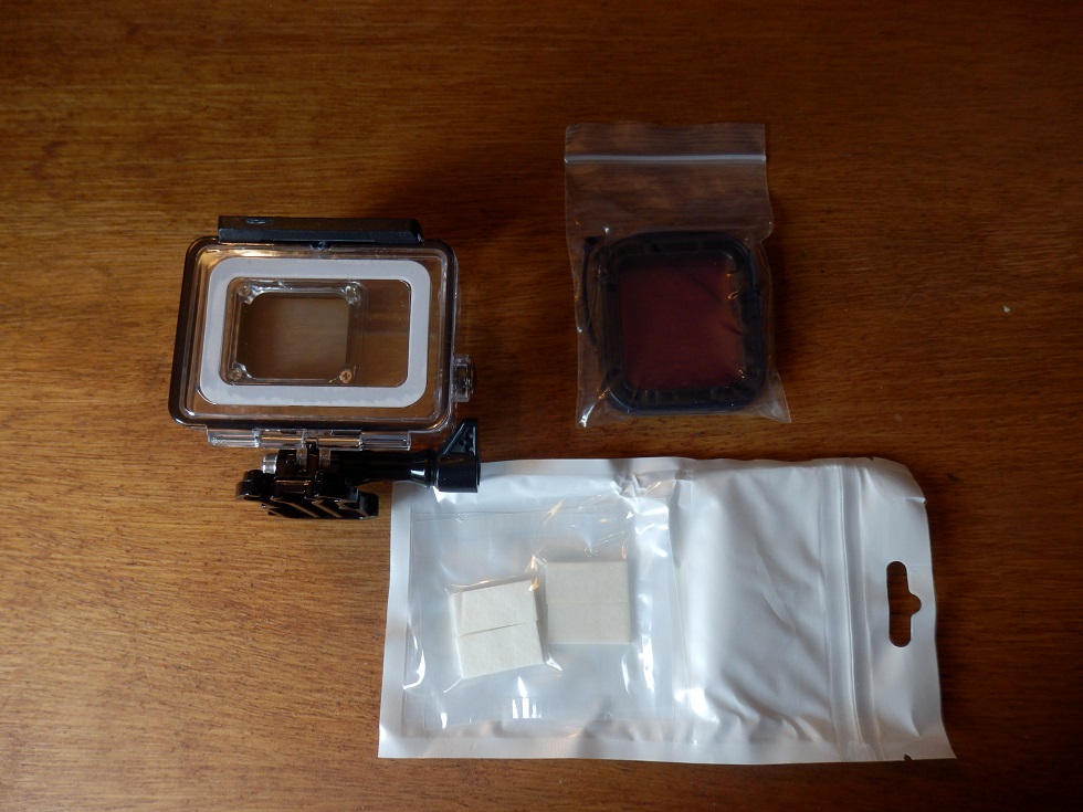 Waterproof protective case with red filter and anti-fog inserts for the GoPro Hero 5 from MyArmor