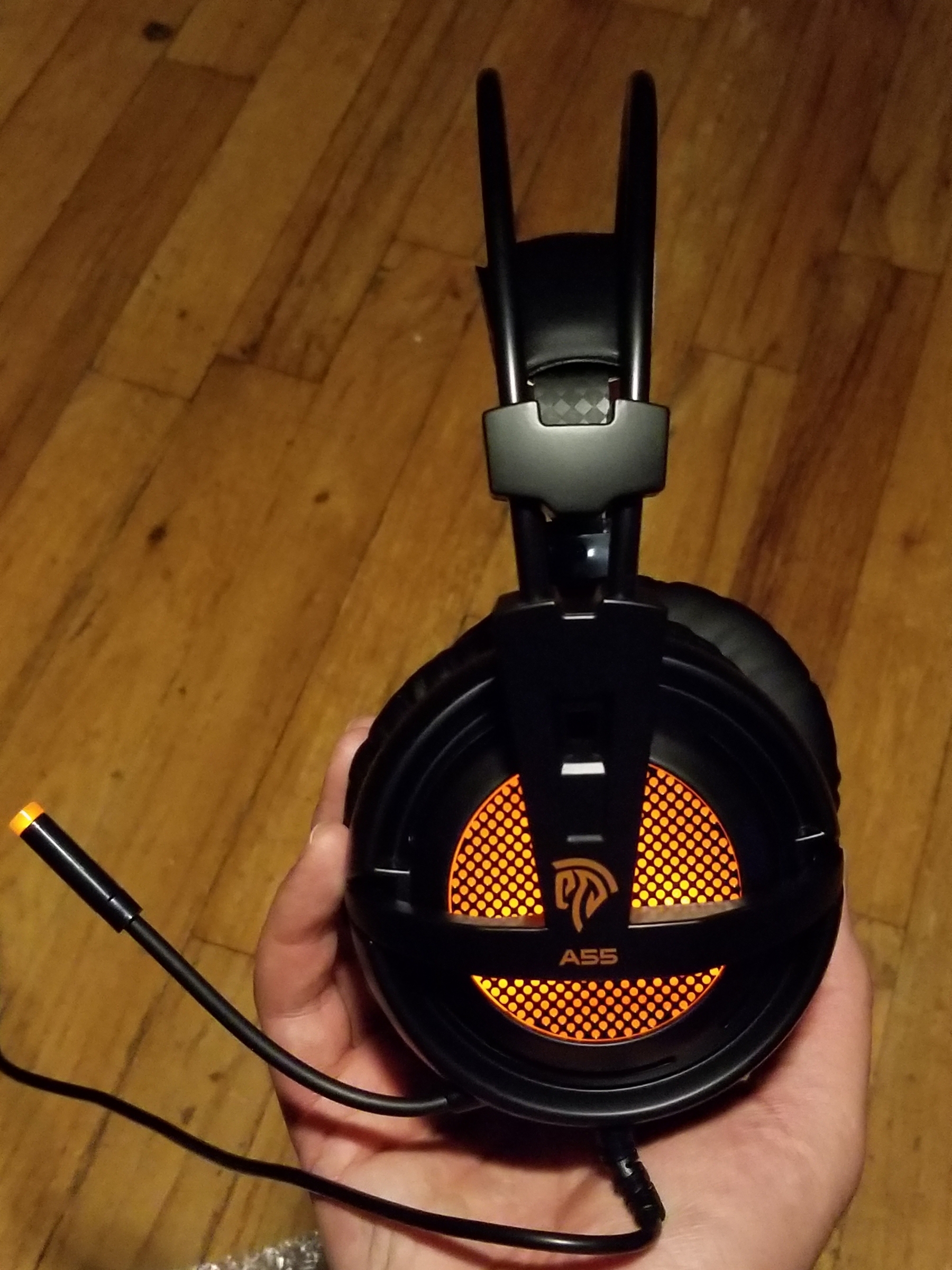 Overall, Good headset for the price with good sound quality that is much closer to my expensive headset. (November 29, 2017)