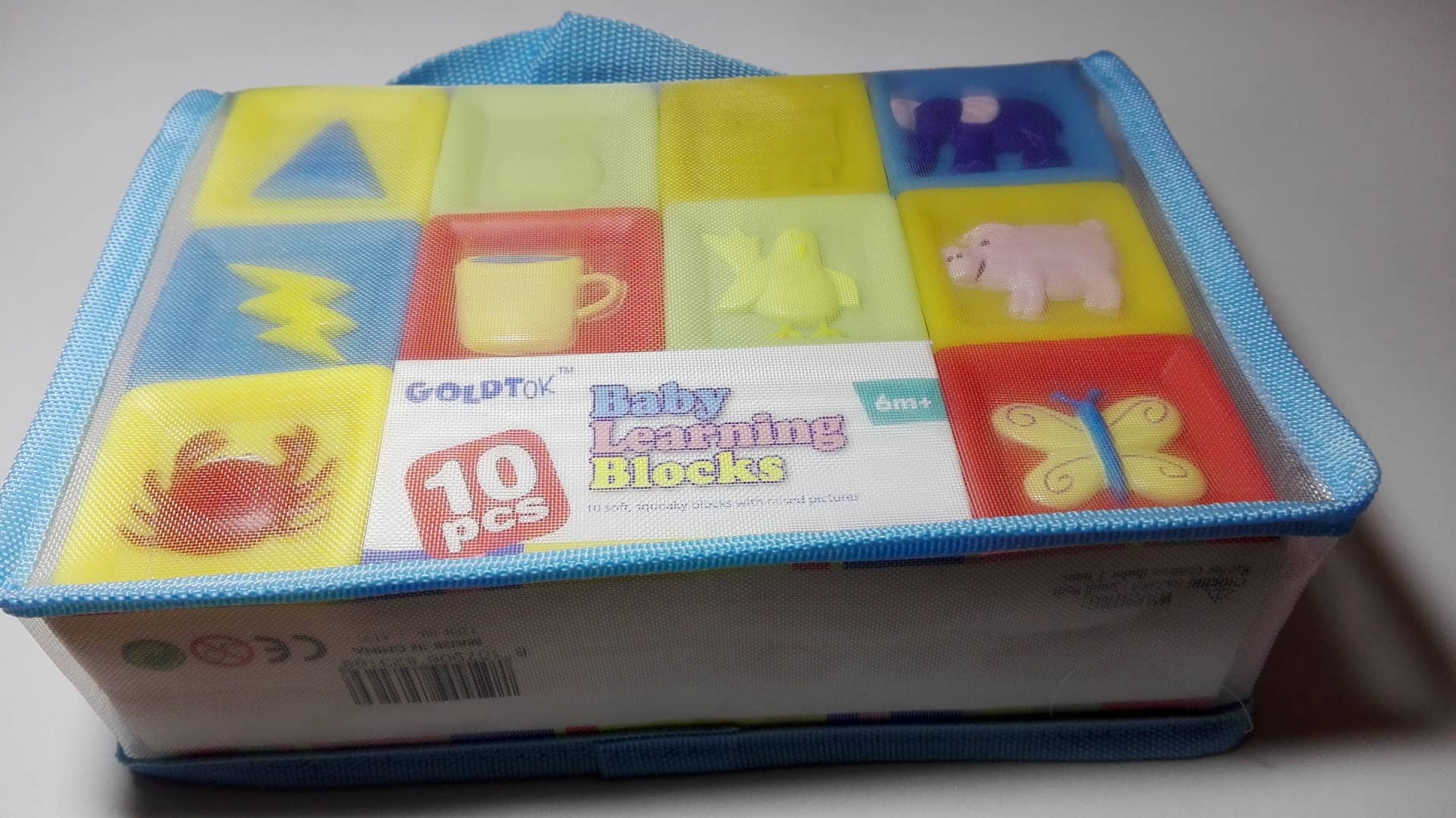 Bonito juguete para un niño de menos de 2 años