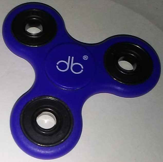 DrowseBuster Anti-Anxiety Fidget Spinner Toy Is a Great Distraction
