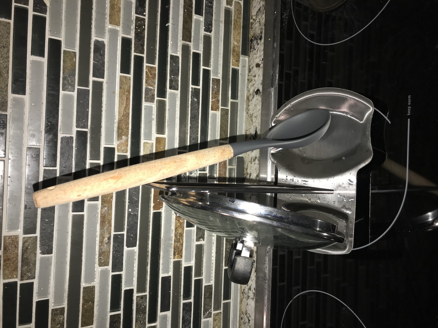 Spoon and lid stand