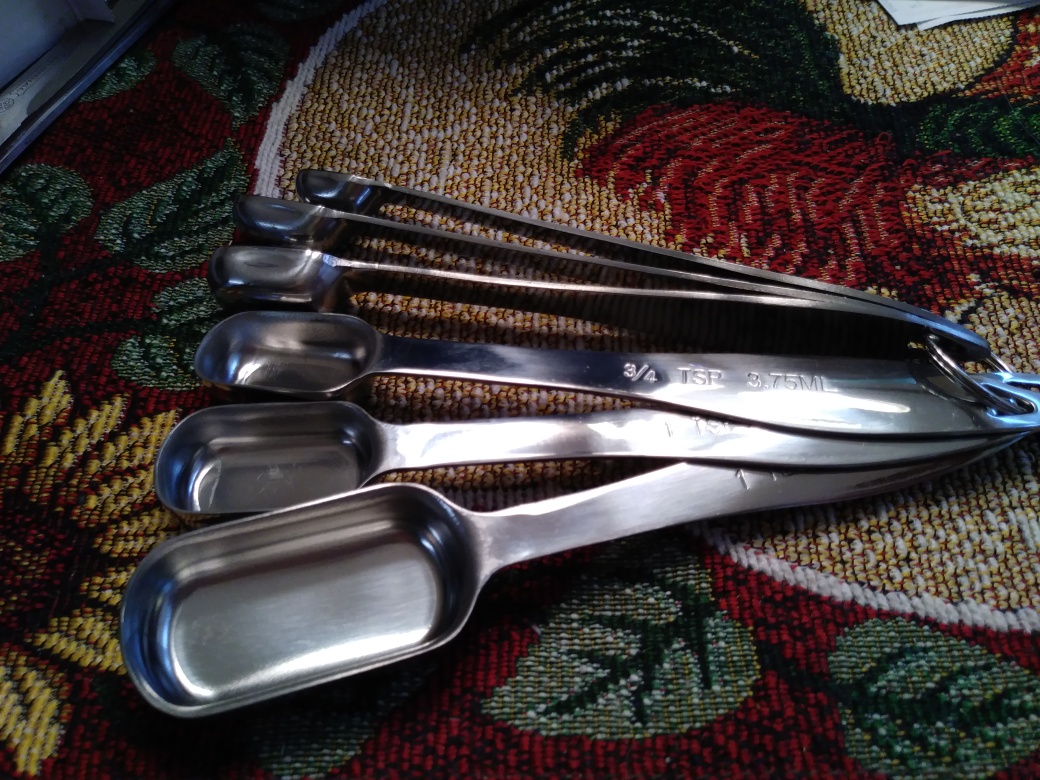 Beautiful  measuring spoons just in time for holiday baking