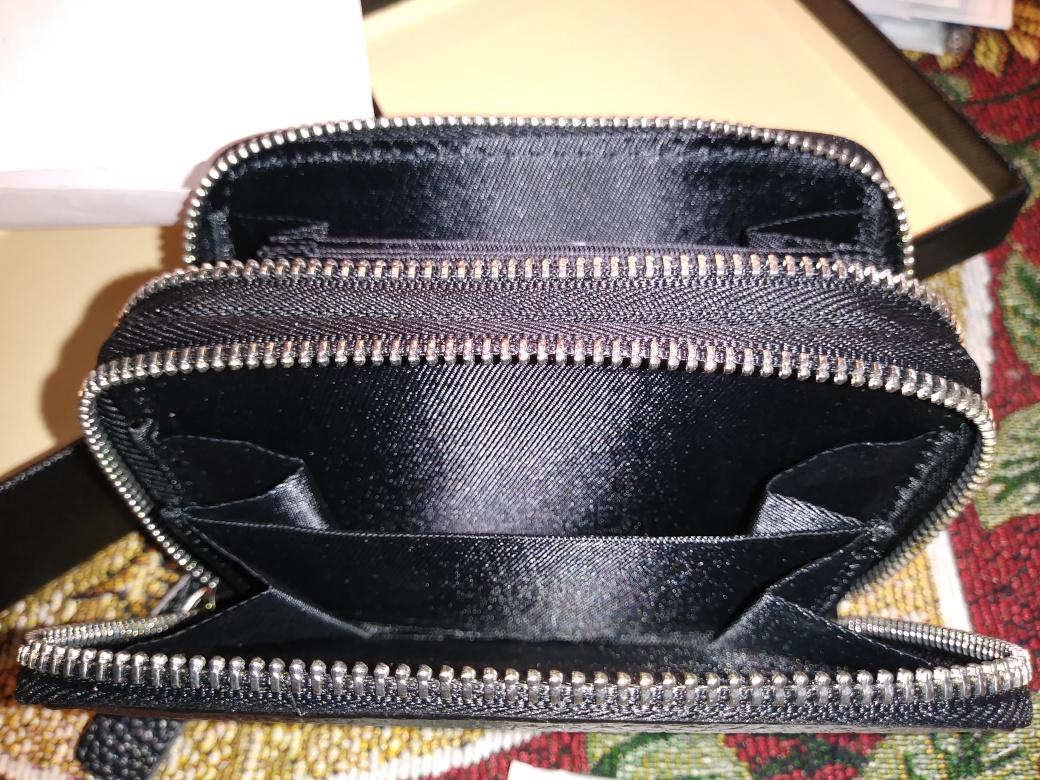 fantastic little leather clutch wallet