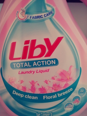 Fresh scented Liquid Laundry Detergent