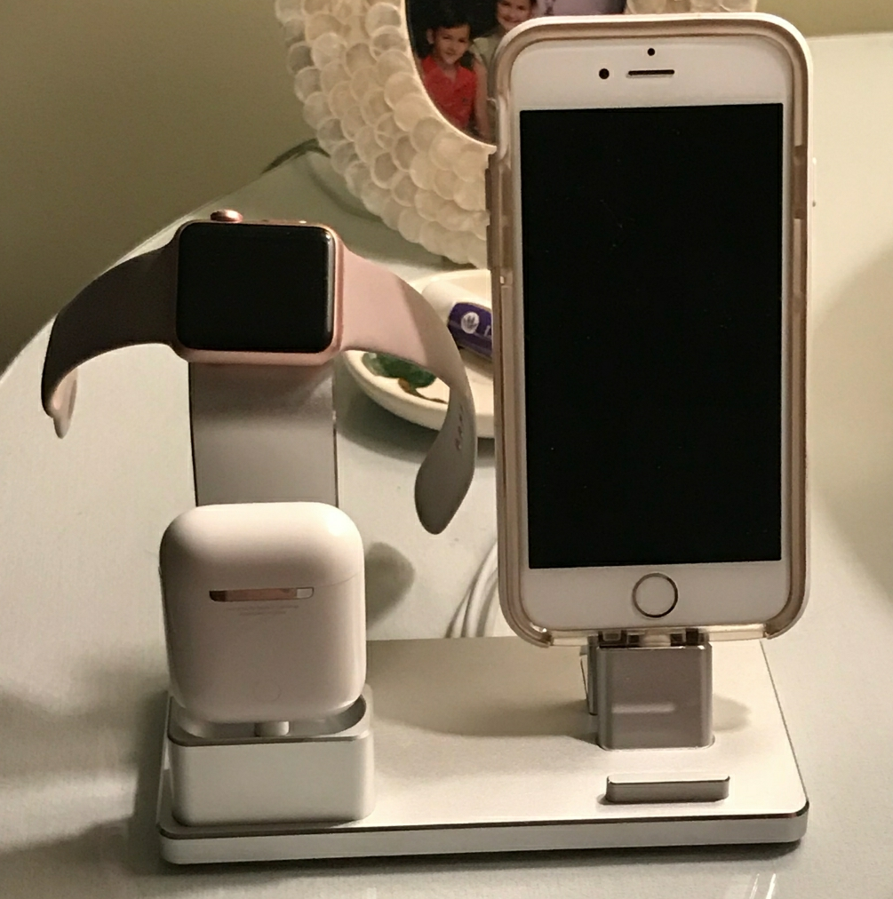 Nice Charging Stand