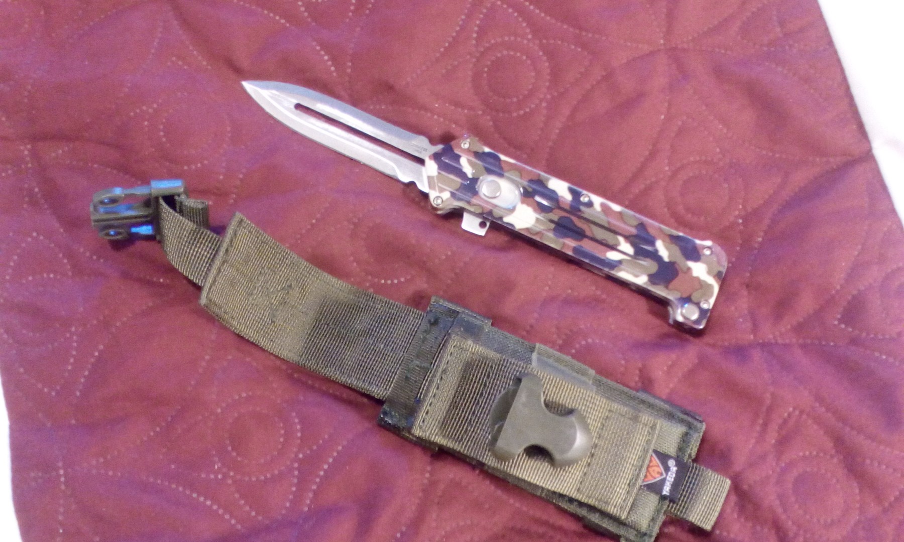 Hardy and handy knife belt sheath