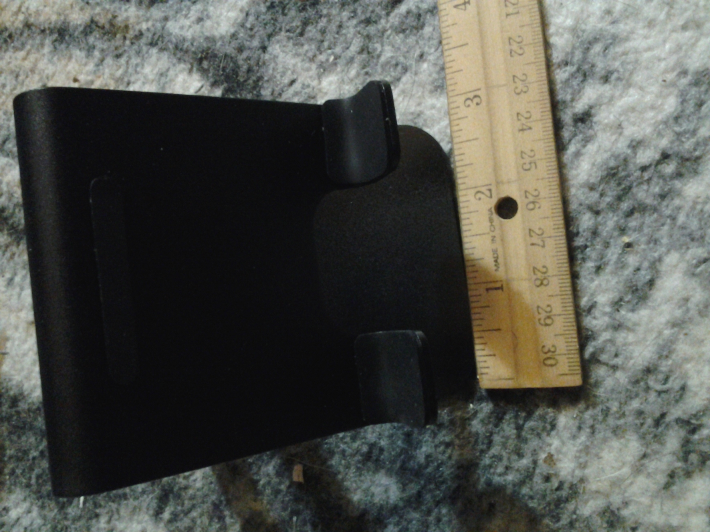 Its small compact and works great for my tablet.