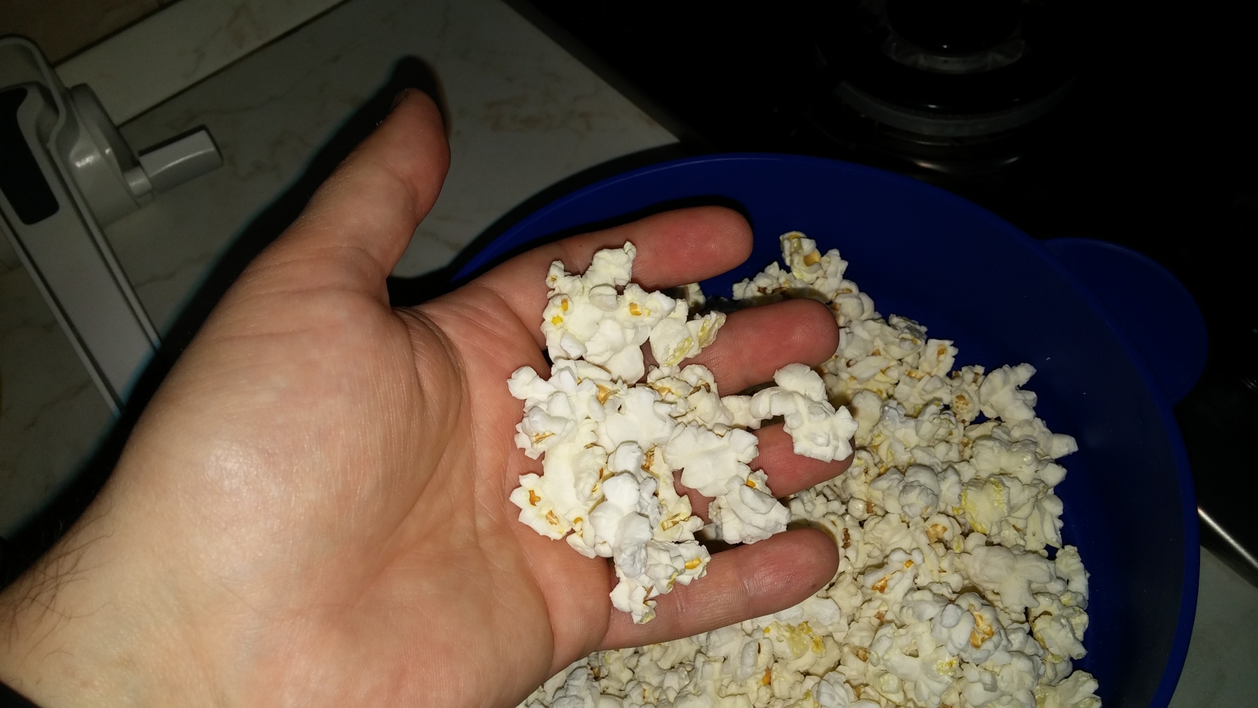 Perfetta per avere i popcorn pronti in 3 minuti con il microonde!
